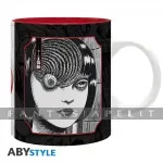 kuva on linkki tuotesivulle: Junji Ito Mug: Uzumaki