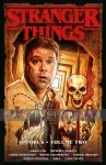 kuva on linkki tuotesivulle: Stranger Things Omnibus 2